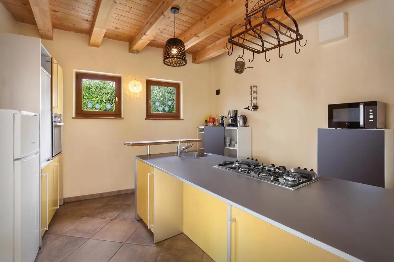 Villa Cipressi - Luxuri Lounge - Malcesine
